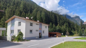beim Holzwurm Andy, Sankt Leonhard Im Pitztal